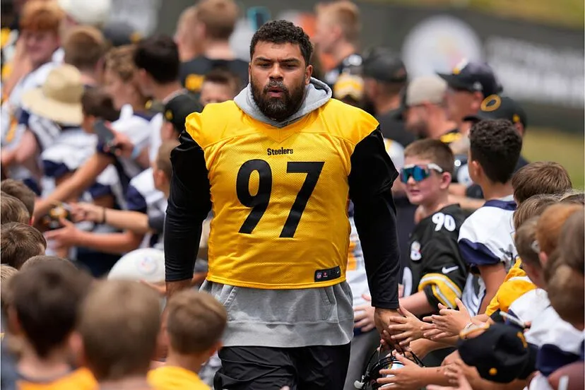 Steelers Analyst Puts Cameron Heyward On Blast For Caving In Contract Dispute
