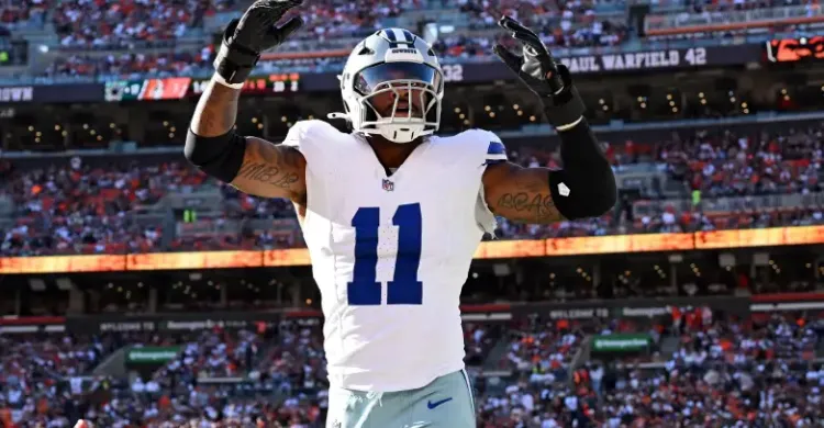 Lions Trade Pitch Flips 3-Time Pro Bowler, 3 Picks to Cowboys for Micah Parsons