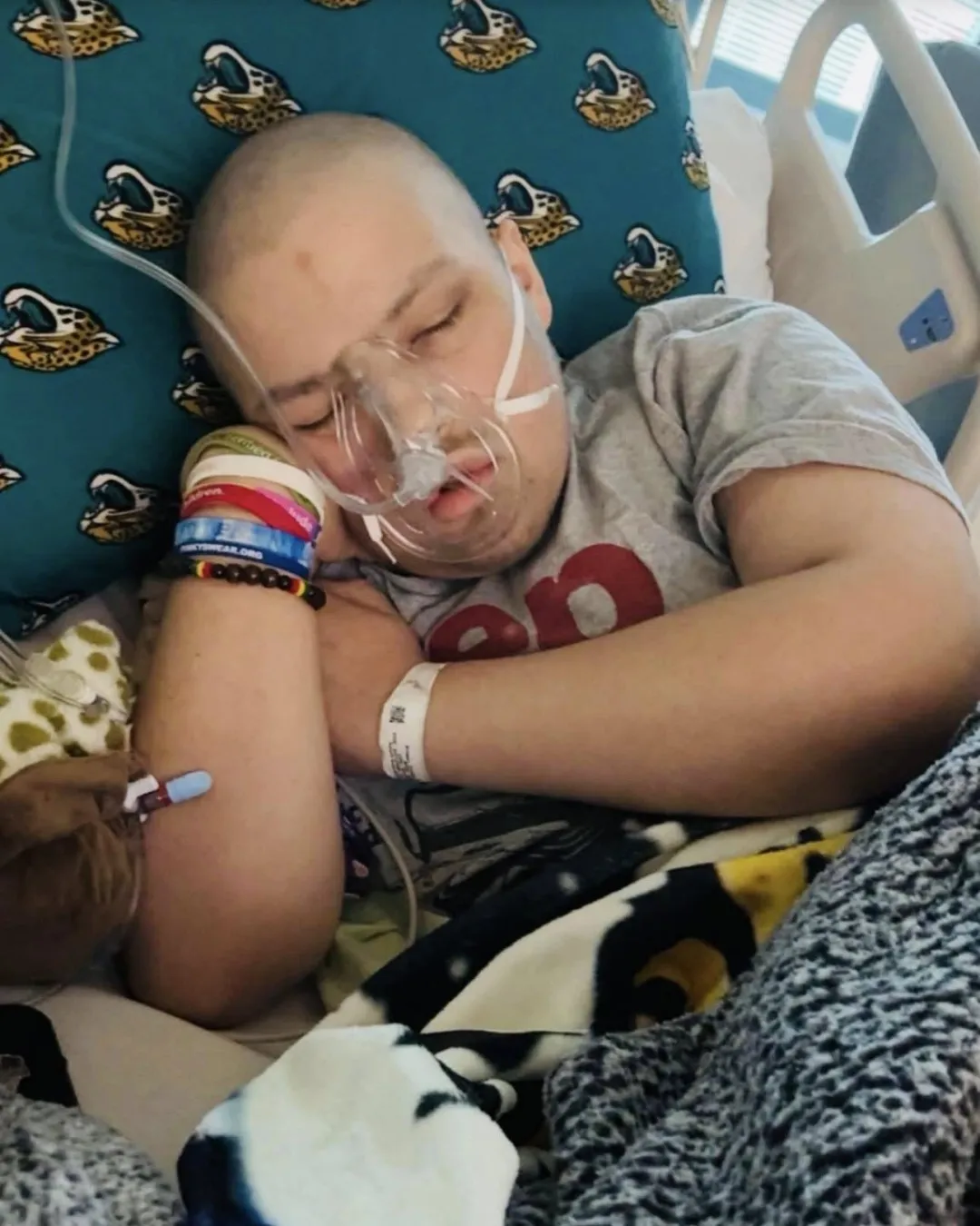  Welcome Home, Cooper: A Town’s Celebration of Courage, Loss, and Hope 908